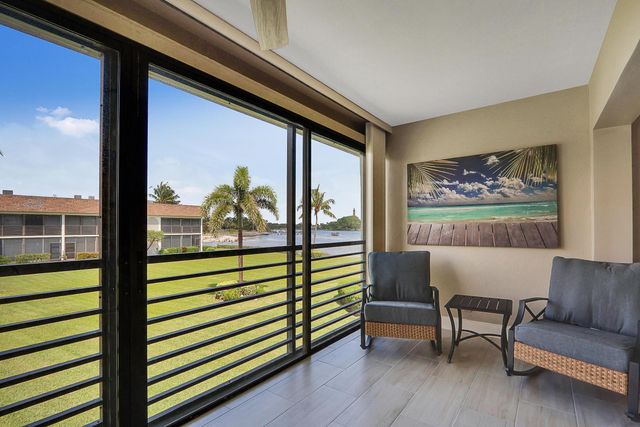 755 Saturn Street E204, Jupiter, FL 33477