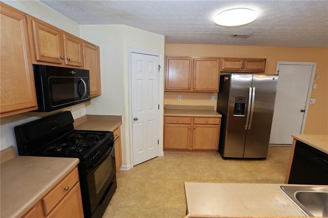 30 EMERSON Trail, Covington, GA 30016