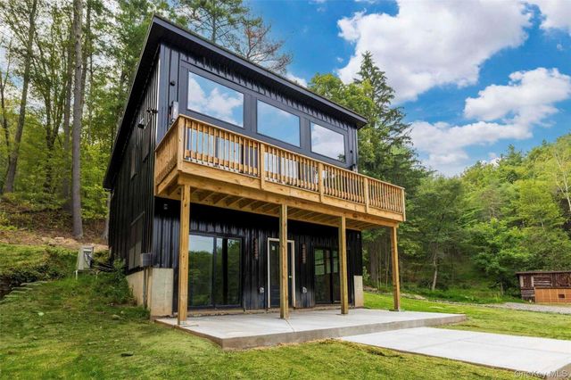 132-134 Irish Cape Road, Napanoch, NY 12458