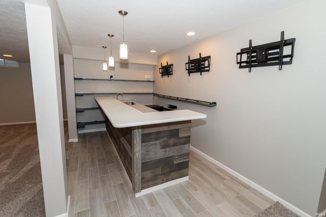 501 Shepherds Cove Drive, Osceola, IN 46561