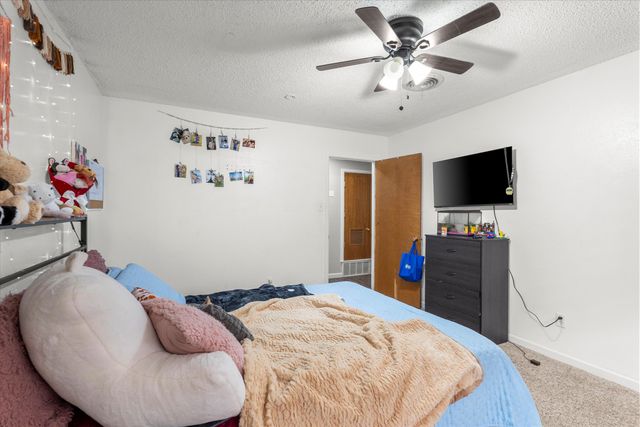 219 Redwood Lane, Levelland, TX 79336