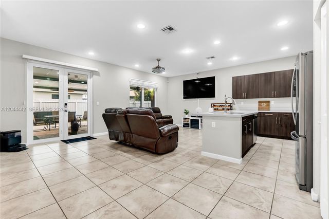 13361 SW 274th Ter, Homestead, FL 33032