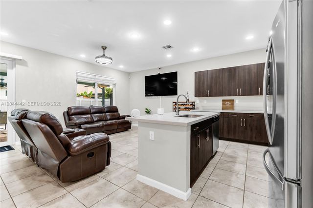 13361 SW 274th Ter, Homestead, FL 33032