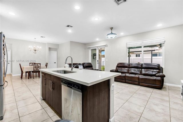 13361 SW 274th Ter, Homestead, FL 33032