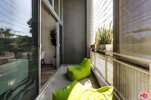 751 N Fairfax Avenue 2, Los Angeles, CA 90046