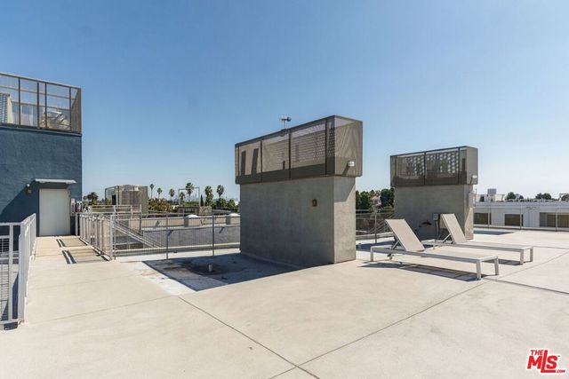 751 N Fairfax Avenue 2, Los Angeles, CA 90046