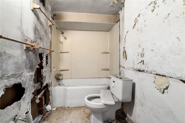 1035 Route 130, Hempfield Twp, PA 15601