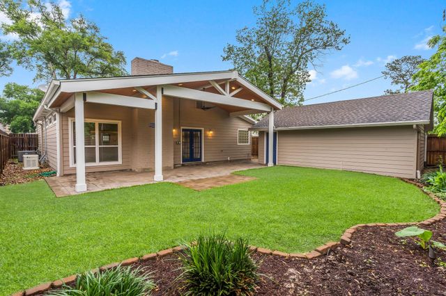 1733 Ebony Lane, Houston, TX 77018