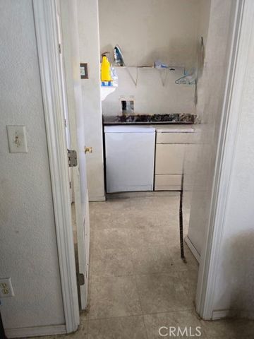 5200 Entrar, Palmdale, CA 93551