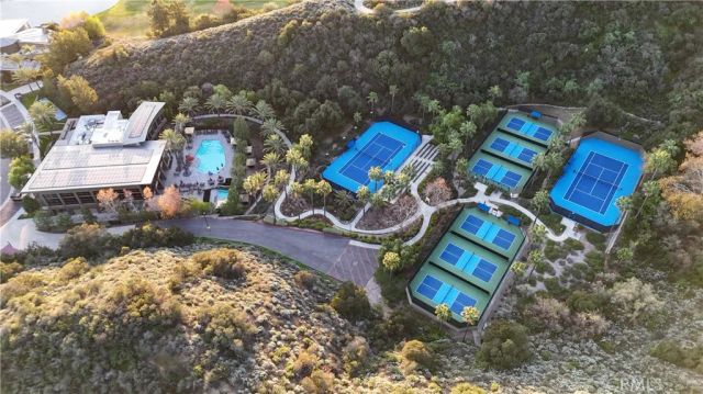 24377 Fawnskin, Corona, CA 92883