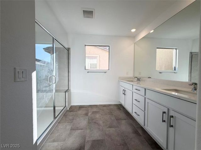 5975 Lindenberry Walk Street, Las Vegas, NV 89113