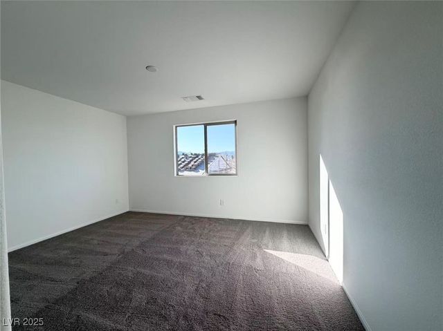 5975 Lindenberry Walk Street, Las Vegas, NV 89113