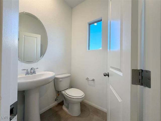 5975 Lindenberry Walk Street, Las Vegas, NV 89113