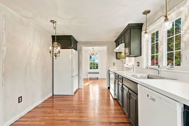 177 Prospect St, Ashland, MA 01721