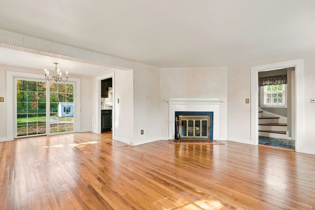 177 Prospect St, Ashland, MA 01721