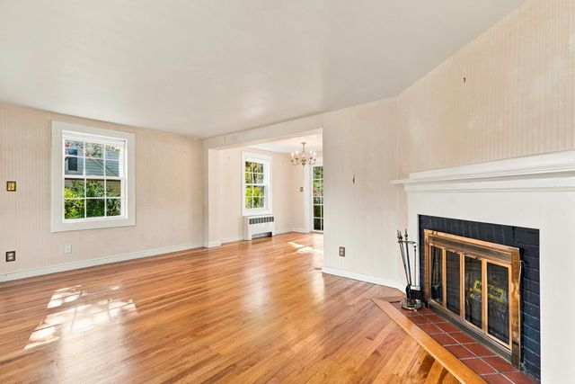 177 Prospect St, Ashland, MA 01721