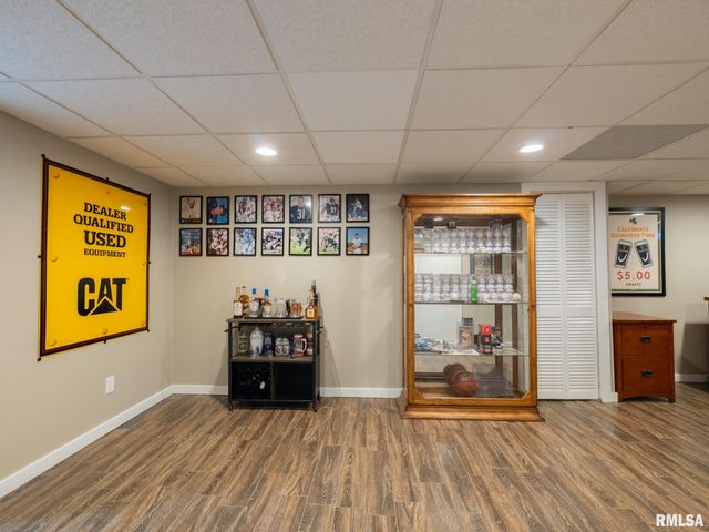 1316 W LAKE Avenue, Peoria, IL 61614