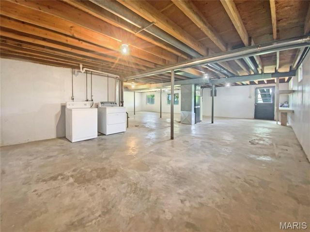 313 Pralle Lane, St Charles, MO 63303
