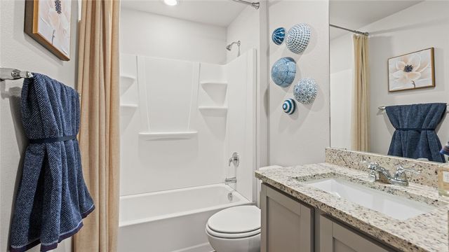 2649 Eltonne Garden Dr, Corpus Christi, TX 78415