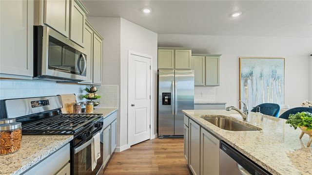 2649 Eltonne Garden Dr, Corpus Christi, TX 78415