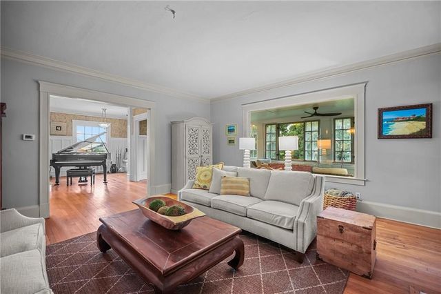 54 Highland Avenue, Warwick, RI 02886