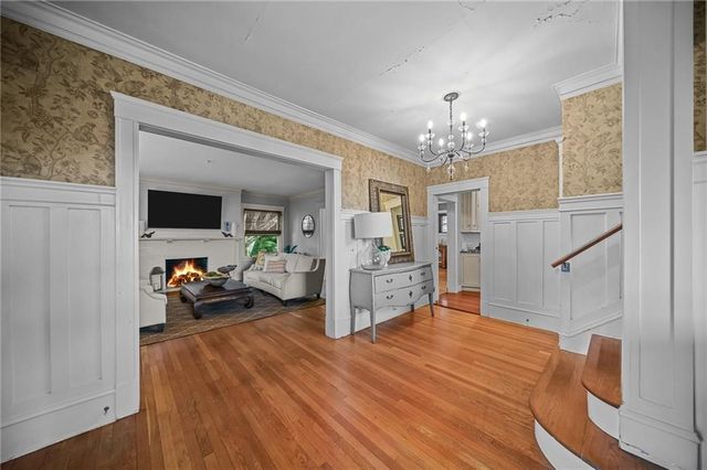 54 Highland Avenue, Warwick, RI 02886