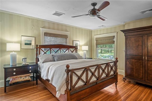 54 Highland Avenue, Warwick, RI 02886