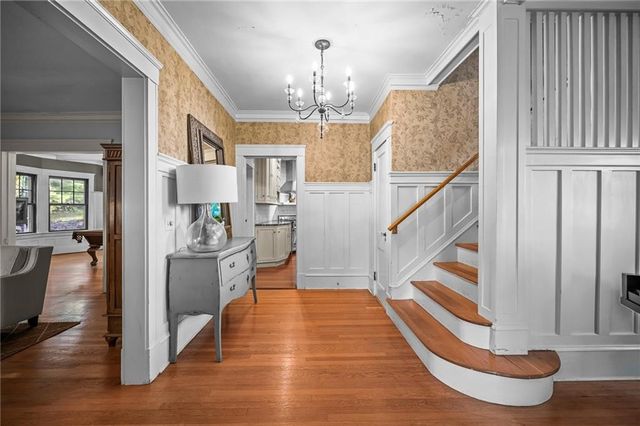 54 Highland Avenue, Warwick, RI 02886