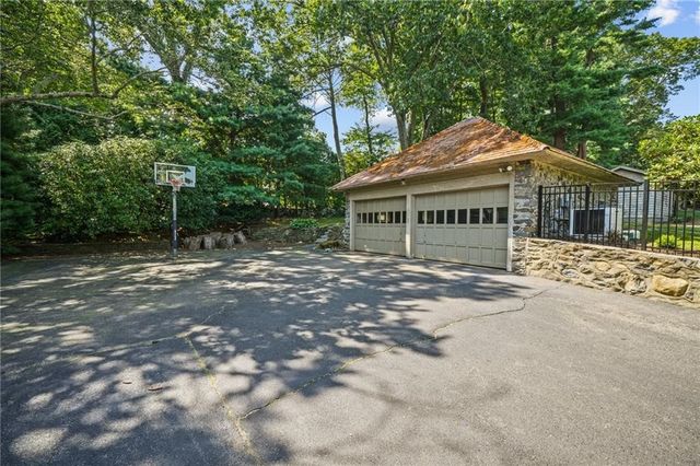 54 Highland Avenue, Warwick, RI 02886