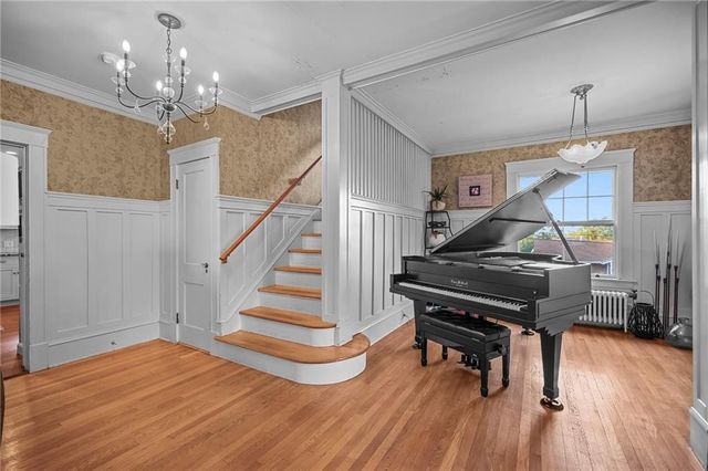 54 Highland Avenue, Warwick, RI 02886