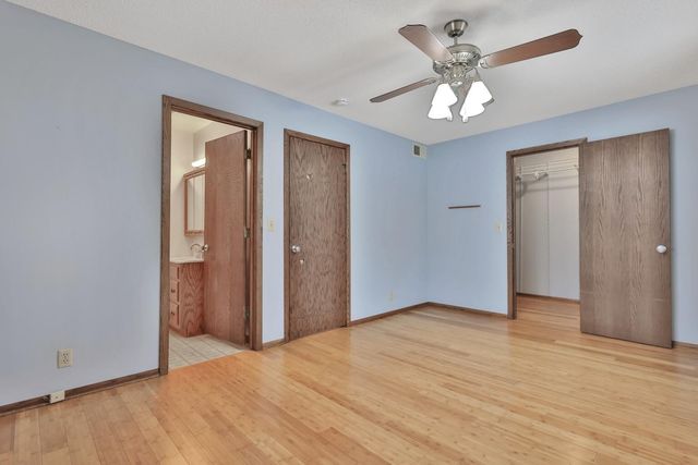 1952 Mckinley Street NE, Minneapolis, MN 55418