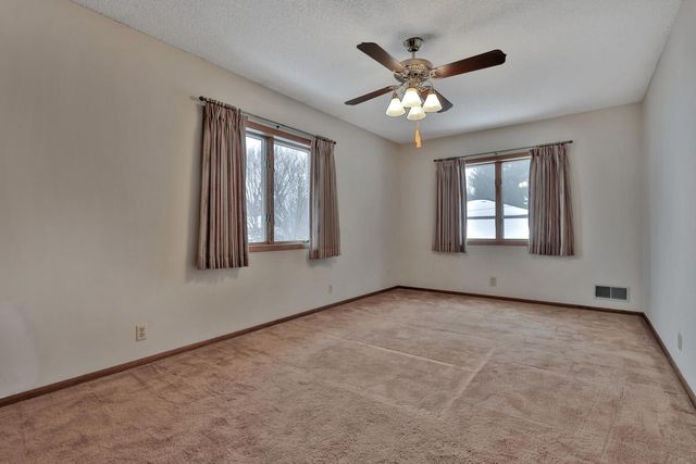 1952 Mckinley Street NE, Minneapolis, MN 55418