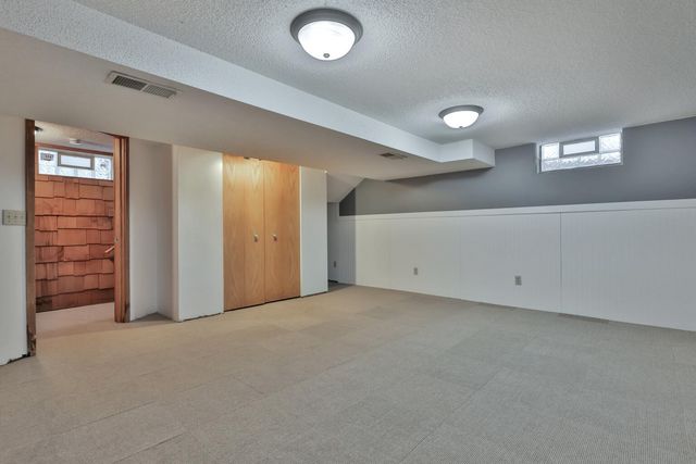 1952 Mckinley Street NE, Minneapolis, MN 55418