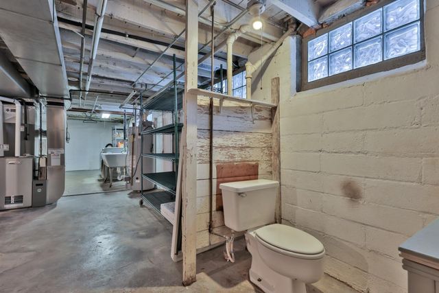 1952 Mckinley Street NE, Minneapolis, MN 55418