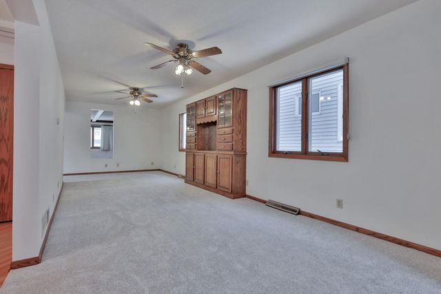 1952 Mckinley Street NE, Minneapolis, MN 55418