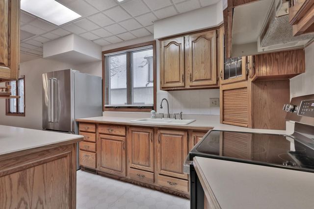 1952 Mckinley Street NE, Minneapolis, MN 55418