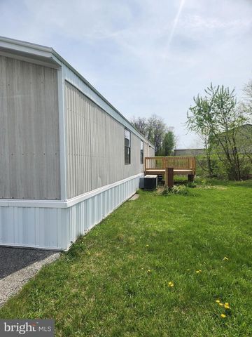 370 PEGRAM ST, Gettysburg, PA 17325