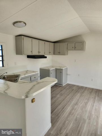 370 PEGRAM ST, Gettysburg, PA 17325