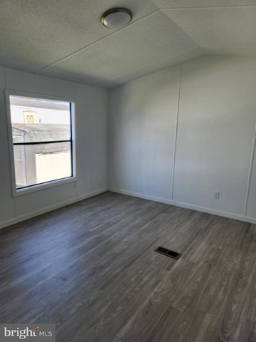 370 PEGRAM ST, Gettysburg, PA 17325