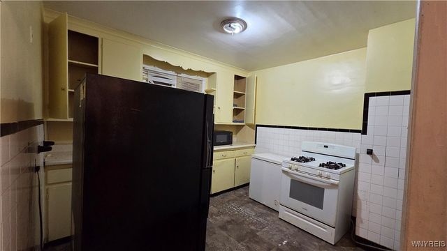 148 Rounds Avenue, Buffalo, NY 14215