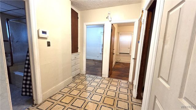 148 Rounds Avenue, Buffalo, NY 14215