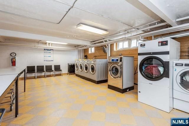 326 N Bridge Plaza 1G, Fort Lee, NJ 07024