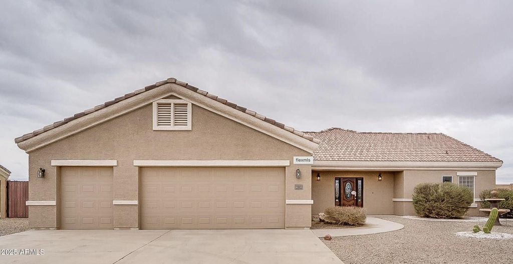 9345 W ENCHANTMENT Lane, Arizona City, AZ 85123