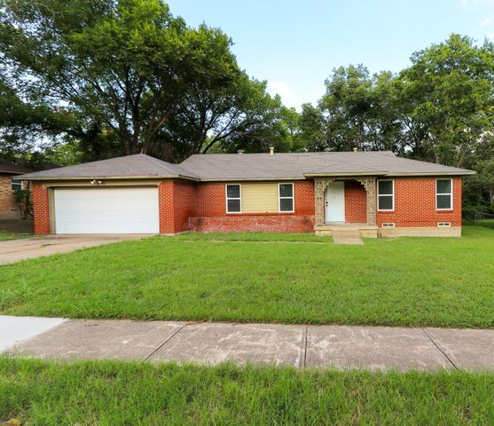 2420 E Kiest Boulevard, Dallas, TX 75216