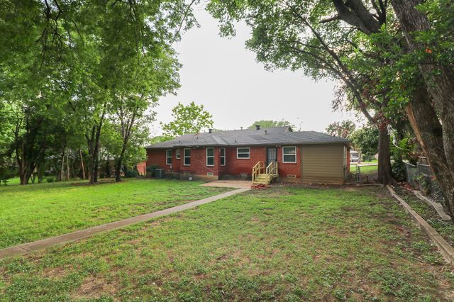 2420 E Kiest Boulevard, Dallas, TX 75216
