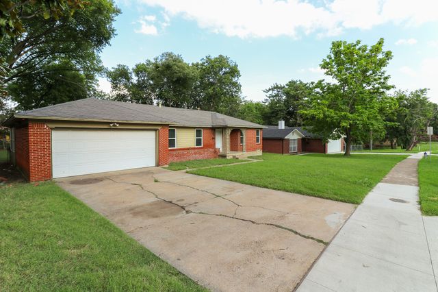 2420 E Kiest Boulevard, Dallas, TX 75216