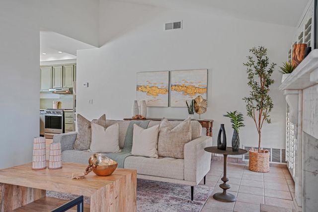 407 N Orchid Tree Lane, Palm Springs, CA 92262