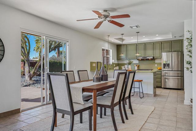 407 N Orchid Tree Lane, Palm Springs, CA 92262