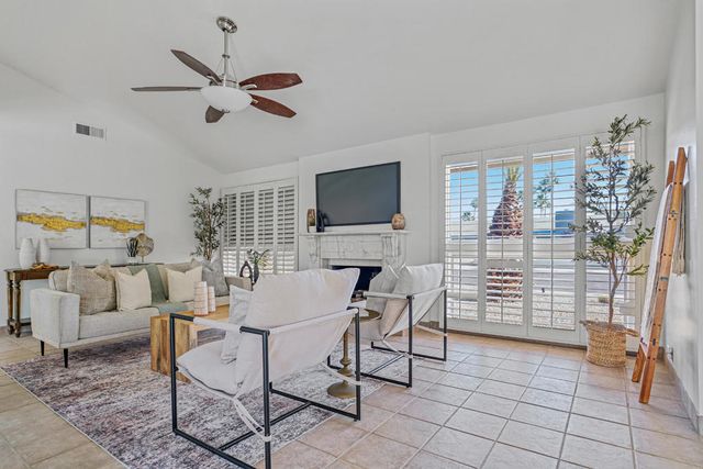 407 N Orchid Tree Lane, Palm Springs, CA 92262