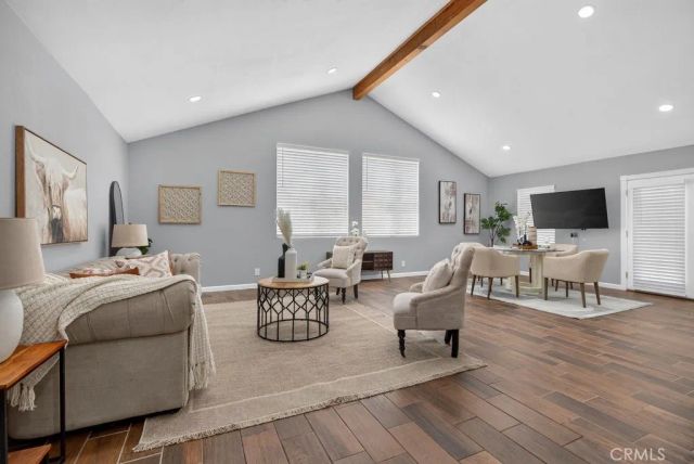 39747 Old Carriage, Murrieta, CA 92563